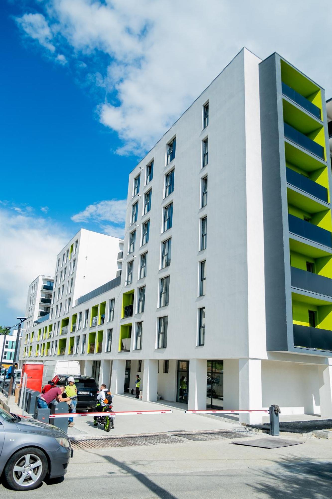 Majo Aparthotel Cluj Napoca Bagian luar foto